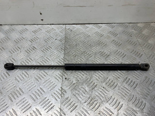 амортизатор капота Hyundai Coupe GK 2004, 811612C000