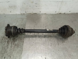 полуось передняя левая (приводной вал, ШРУС) Volkswagen Passat B5 [рестайлинг] 2003, 2.5 л., дизель, 6МКПП, седан