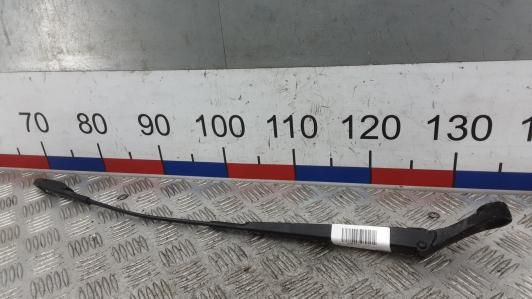 щеткодержатель (поводок стеклоочистителя, дворник) Opel Zafira 2 поколение (B) 2006, 1.9 л., CDTi, дизель, МКПП, минивэн - фото №1