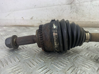 полуось передняя левая (приводной вал, ШРУС) Mitsubishi Carisma 1 поколение 1999, 1.8 л., бензин