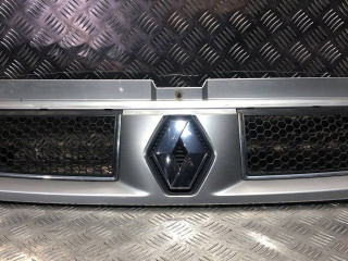 решетка радиатора Renault Trafic 2 поколение 2005, 1.9 л., F9Q 650, дизель, 6МКПП, микроавтобус