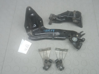 Петля двери сдвижной левой Chrysler Voyager 5 поколение 2008, 2.8 л., дизель, минивэн