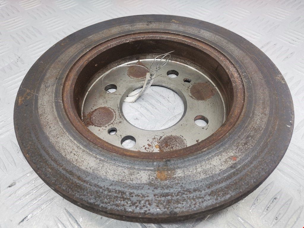 диск тормозной задний Kia Picanto 1 поколение 2005, 1.0 л., МКПП, хетчбэк 5 дв., 5841107500 - фото №1