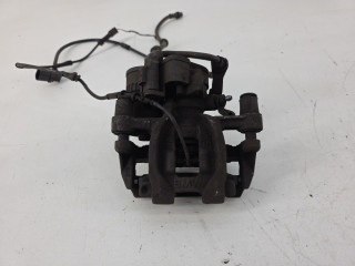 суппорт задний правый BMW 2 серия Active Tourer F45 2015, 2.0 л., бензин, АКПП, черный, хетчбэк 5 дв., 6798958