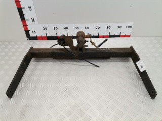 прицепное устройство (фаркоп) Volkswagen Transporter T5 2004, 2.5 л., МКПП, фургон