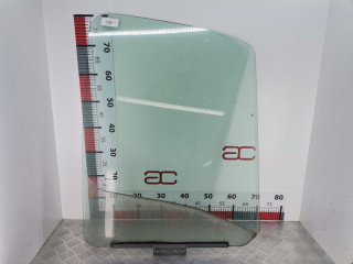 стекло двери передней правой IVECO Daily 4 поколение 2009, 2.3 л., МКПП, микроавтобус