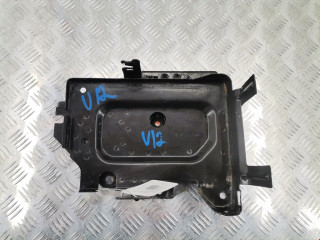 крепление аккумулятора Chevrolet Equinox 3 поколение 2018, 1.5 л., АКПП, внедорожник 5 дв., 84179726