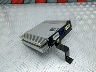 усилитель музыкальный Toyota 2006, 1.5 л., АКПП, хетчбэк 5 дв., 862800W460