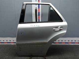 дверь задняя левая Mercedes-Benz M-Класс W164 2005, 3.0 л., дизель, внедорожник 5 дв.