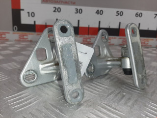 петля двери Mercedes-Benz CLS-Класс C219 2006, 5.0 л., АКПП, седан, A2197200437