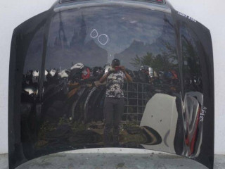 капот Audi A4 B6 2002, 1.8 л., AVJ, бензин, 5МКПП, седан