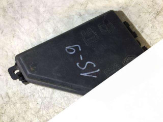 блок предохранителей Land Rover Freelander 1 поколение [рестайлинг] 2004, дизель, YQE000380, YQH000180