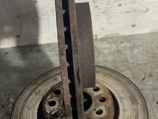 диск тормозной передний Volkswagen Beetle A5 2012, 1.4 л., TSI, CAVA, бензин, 6МКПП, хетчбэк 3 дв.