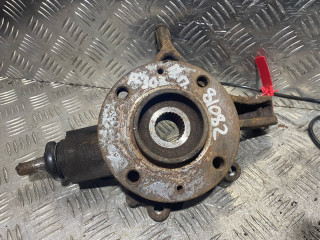 ступица передняя правая Peugeot 307 1 поколение 2002, 1.6 л., NFU (TU5JP4), бензин, 5МКПП, универсал