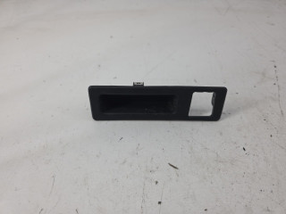 кнопка открытия багажника BMW 5 серия F10/F11 [рестайлинг] 2014, 2.0 л., N20 B20 A, бензин, АКПП, 7368753, 51247368753