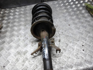 стойка передняя правая Ford Mondeo 2 поколение 1999, 1.8 л., бензин, МКПП, седан