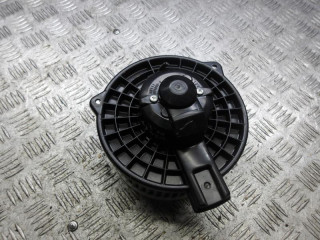 моторчик печки Mazda 2 1 поколение 2005, 1.4 л., бензин, МКПП, минивэн, GJ8AA5123