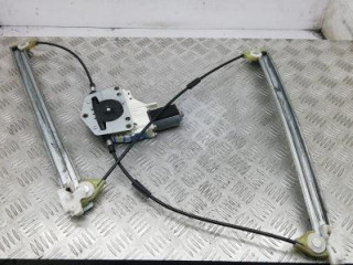 моторчик стеклоподъемника передний правый Audi A4 B8/8K 2010, 2.0 л., дизель, седан