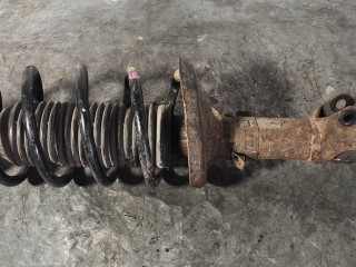 стойка передняя правая Volkswagen Fox 2 поколение 5Z 2004, 1.4 л., дизель, 5МКПП, хетчбэк 3 дв.