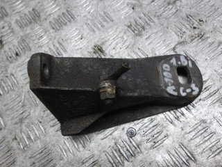 кронштейн двигателя Audi 100 С3 1986, 1.8 л., бензин, 443199307C