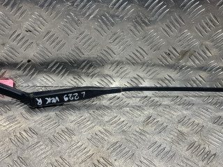 щеткодержатель (поводок стеклоочистителя, дворник) Opel Vectra B [рестайлинг] 2001, 1.6 л., Z 16 XE, бензин, 5МКПП, черный, универсал