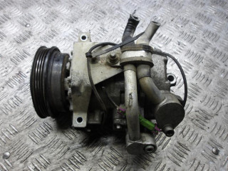 компрессор кондиционера Volkswagen Passat B5 [рестайлинг] 2002, 1.6 л., бензин, МКПП, универсал, 8D0260808