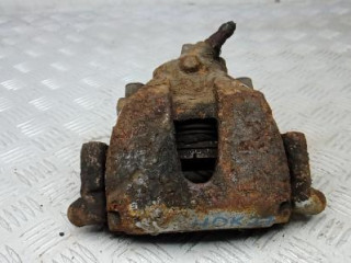 суппорт передний левый Ford Kuga 1 поколение 2009, 2.0 л., дизель, внедорожник 5 дв.