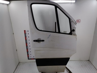 дверь передняя правая Mercedes-Benz Sprinter 2 поколение (W906) 2011, 2.2 л., МКПП, микроавтобус, A9067200105