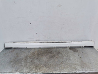 накладка на порог внутренняя Opel Vectra C 2003, 2.2 л., дизель, cornsilk, хетчбэк 5 дв.