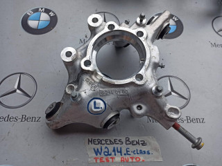кулак поворотный левый Mercedes-Benz E-Класс W214 2025, 2.0 л., дизель, 2140100