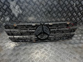 решетка радиатора Mercedes-Benz M-Класс W163 [рестайлинг] 2004, 2.7 л., OM 612.963, дизель, АКПП, внедорожник 5 дв. - фото №2