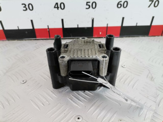 катушка зажигания Volkswagen Polo 3 поколение [рестайлинг] 2000, 1.4 л., МКПП, хетчбэк 5 дв., 032905106F