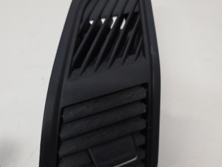 дефлектор обдува салона BMW i3 L01 2017, правый руль, S1103138