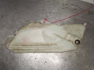 бачок омывателя Peugeot 206 1 поколение 2000, 1.4 л., KFX (TU3JP), бензин, АКПП, хетчбэк 5 дв.