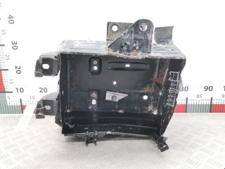 крепление аккумулятора Renault Trafic 2 поколение 2006, 1.9 л., МКПП, микроавтобус