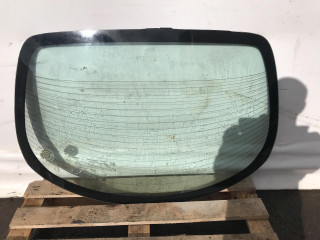 стекло заднее Nissan Primera P12 2005, седан