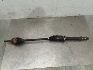 полуось передняя правая (приводной вал, ШРУС) Renault 2010, 1.2 л., бензин, МКПП, хетчбэк 5 дв.