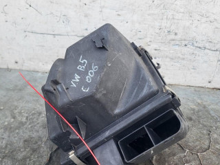 корпус воздушного фильтра Volkswagen Passat B5 1998, 2.3 л., бензин, 5МКПП, седан, 3B0129607C