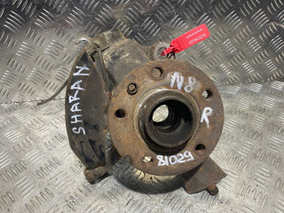 ступица передняя правая Volkswagen Sharan 1 поколение [2-й рестайлинг] 2004, 1.9 л., ASZ, дизель, 6МКПП, минивэн