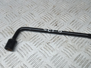 ключ колесный (балонный) Peugeot 308 T9 2014, 1.6 л., дизель, хетчбэк 5 дв.