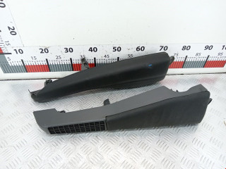 обшивка салона Toyota 2007, 1.5 л., вариатор, хетчбэк 5 дв., 175227700