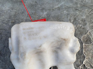 бачок омывателя Renault Scenic 2 поколение 2005, 1.6 л., бензин, 5МКПП, минивэн, 8200104706