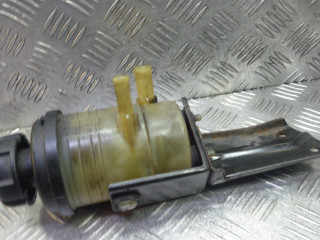 бачок гидроусилителя Hyundai Santa Fe 2 поколение (CM) 2008, 2.2 л., дизель, МКПП, внедорожник 5 дв., 571502B001