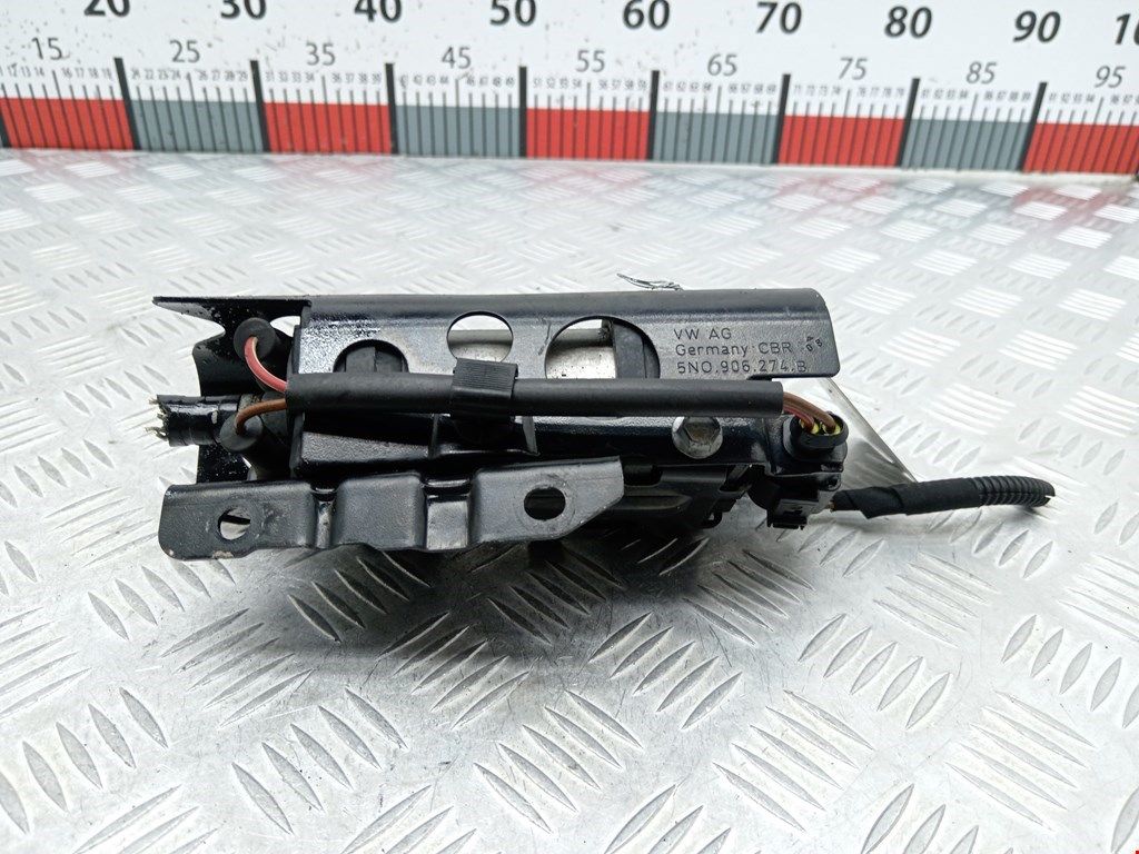 насос топливный Volkswagen Passat B6 2008, 2.0 л., МКПП, седан, 1K0906089A - фото №1