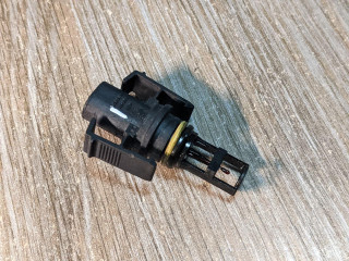 датчик температуры во впускном коллекторе Mercedes-Benz 2013, 2.1 л., OM 651.913, дизель, АКПП, седан, A6511530028, 6511530028