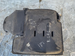 корпус воздушного фильтра Renault Laguna 1 поколение [рестайлинг] 1999, 1.8 л., бензин, 5МКПП, хетчбэк 5 дв.