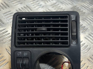 дефлектор обдува салона Volkswagen Golf 4 поколение 1998, 1.4 л., AKQ, бензин, 5МКПП, хетчбэк 5 дв.