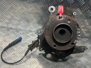 ступица передняя правая BMW 5 серия E39 [рестайлинг] 2002, M54 B22 (226S1), АКПП, универсал