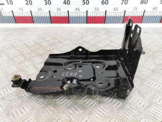 крепление аккумулятора Nissan X-Trail T30 2004, 2.2 л., МКПП, внедорожник 5 дв., 648604U000