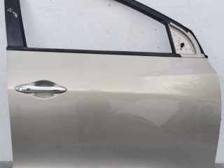 дверь передняя правая Hyundai ix35 1 поколение 2011, 2.0 л., D4HA, дизель, 6МКПП, внедорожник 5 дв.